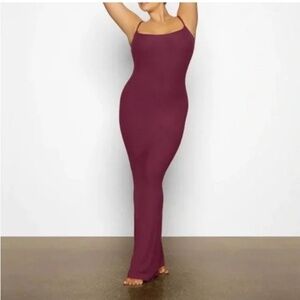 SKIMS Soft Lounge Maxi Slip Dress Spaghetti Straps Merlot / Burgundy Medium
